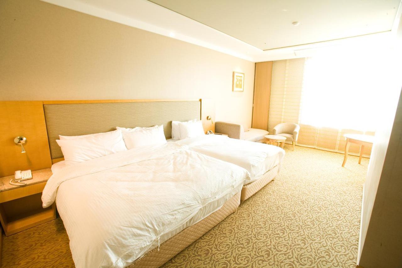 Daegu Grand Hotel Exterior foto
