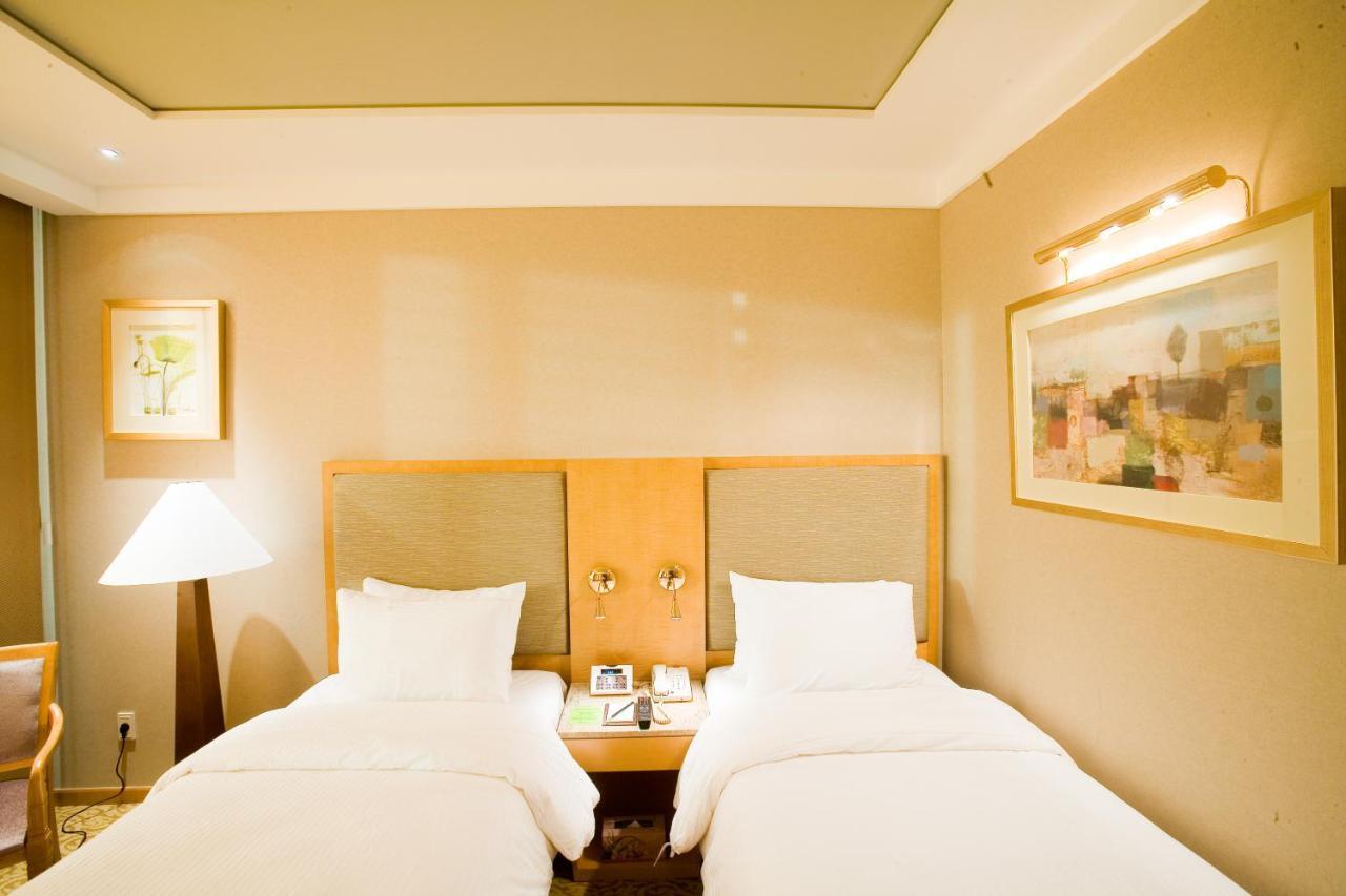 Daegu Grand Hotel Exterior foto